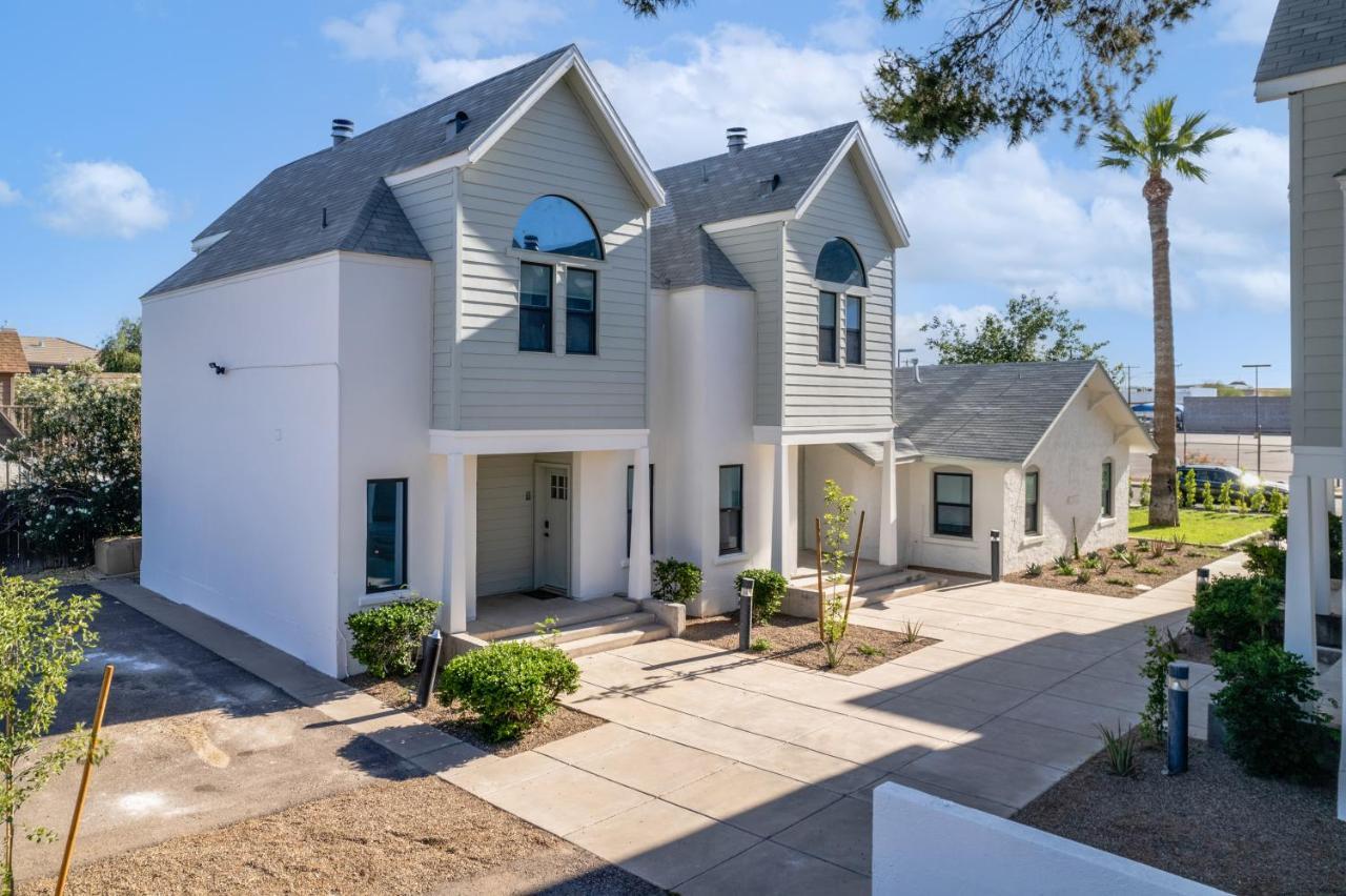 Peaceful Phoenix Getaway - Central Location, Family-Friendly & Pool Table! Bagian luar foto